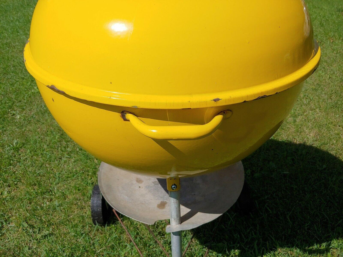 Vintage 1970's Yellow Charcoal Kettle BBQ Grill Arlington Heights 22 1/2"