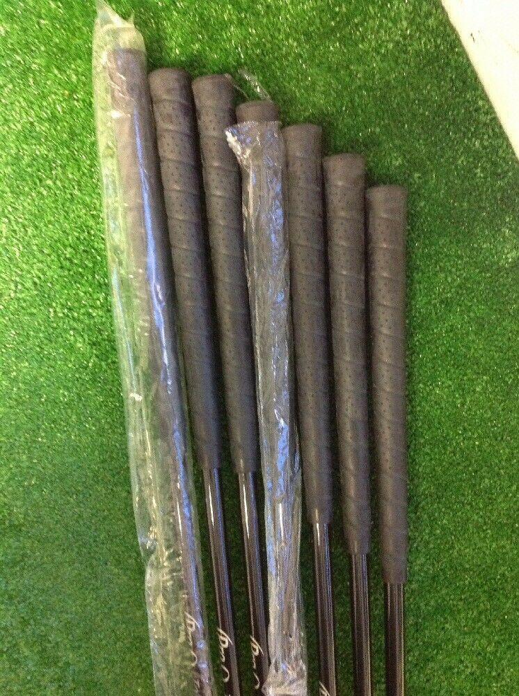 Pro-O Tour Series-II Iron Set 4-PW With Regular Graphite Shafts (NEW)