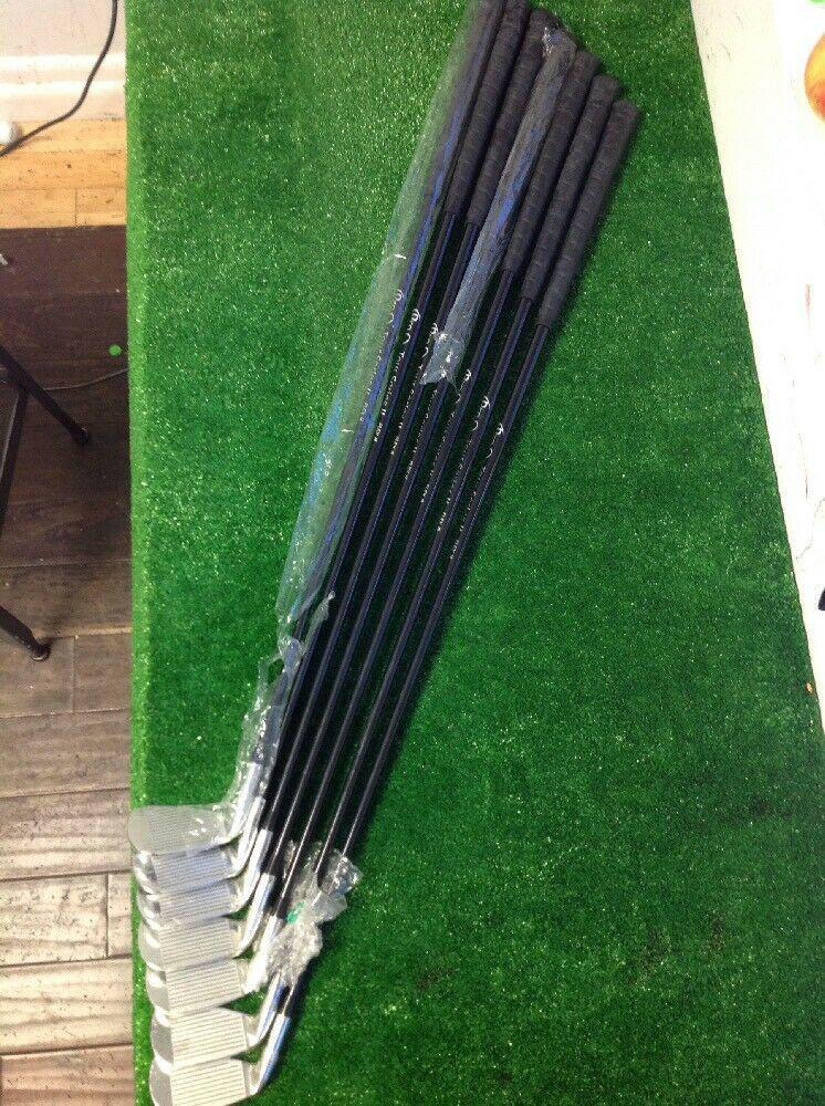 Pro-O Tour Series-II Iron Set 4-PW With Regular Graphite Shafts (NEW)