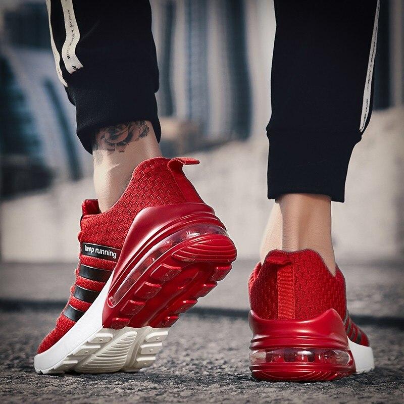 Men Lightweight Non-slip Shock Absorption Sports Sneakers