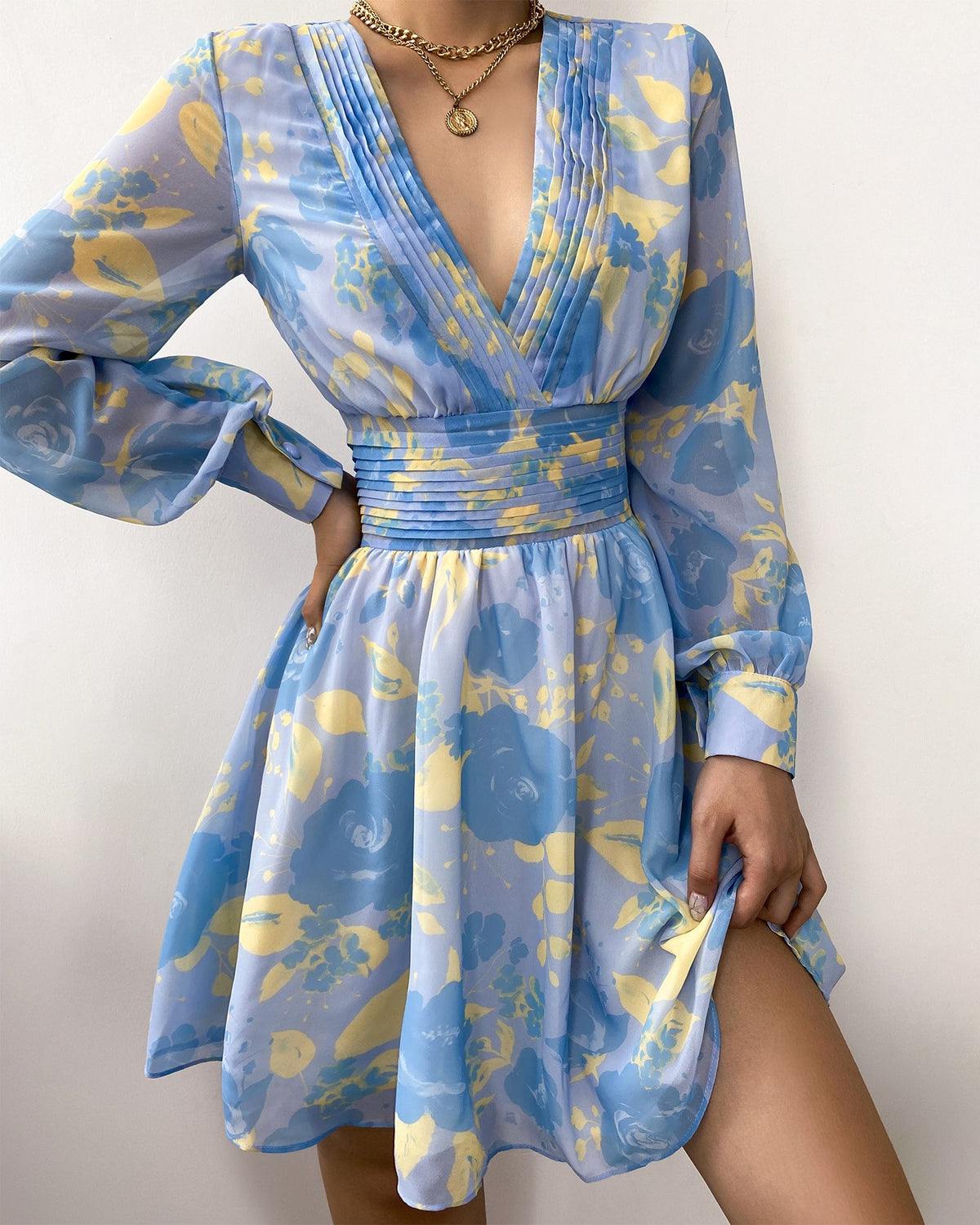 Floral Print V-Neck Long Sleeve Dress