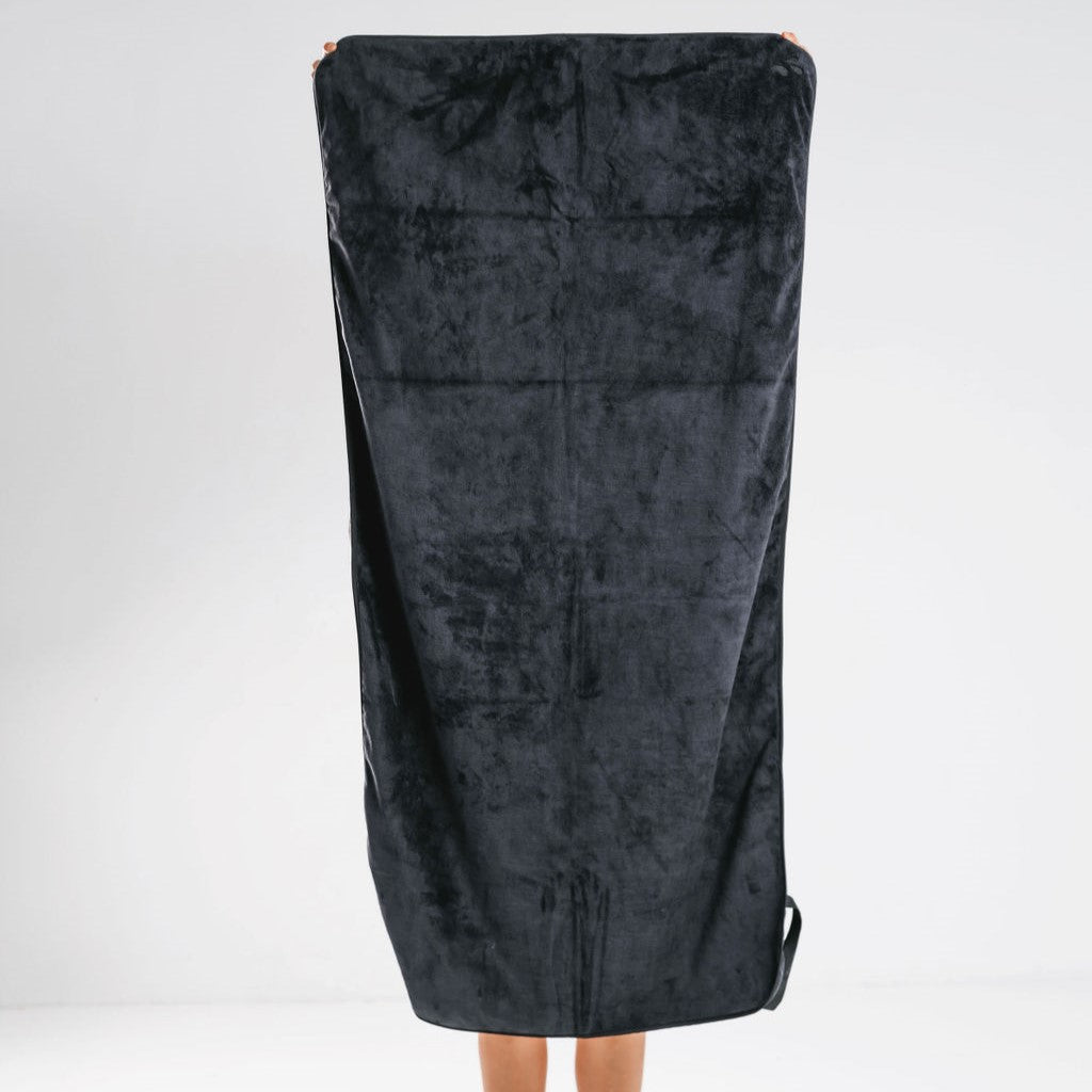 Hooded Splash Towel - Black