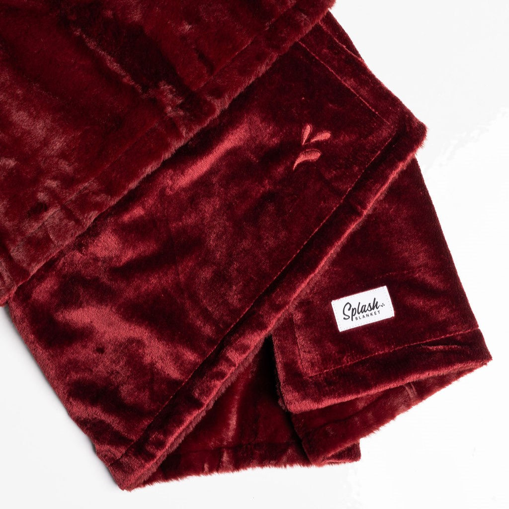 Furlush Waterproof Splash Blanket - Moon Blood