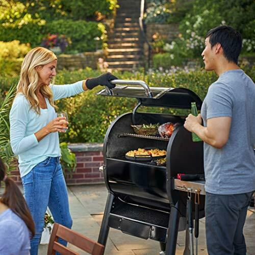 SmokeFire EX4 (2nd Gen) Wood Fired Pellet Grill Black 22510201
