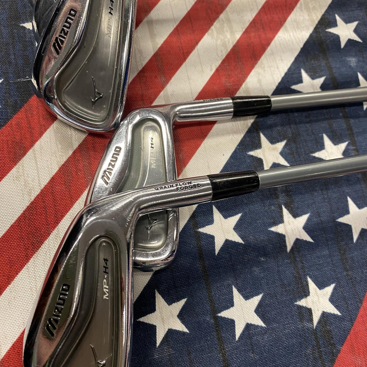 Lightly Used Men's RH Mizuno MP-H4 Regular Flex Graphite Shaft Iron Set (4-PW)- 155324