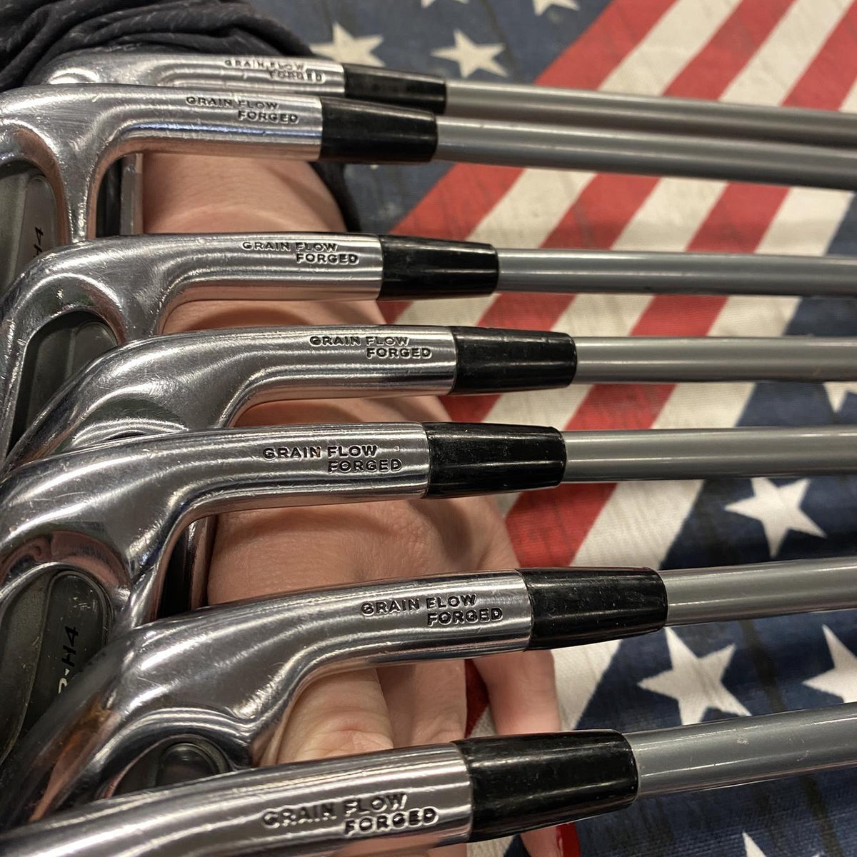 Lightly Used Men's RH Mizuno MP-H4 Regular Flex Graphite Shaft Iron Set (4-PW)- 155324