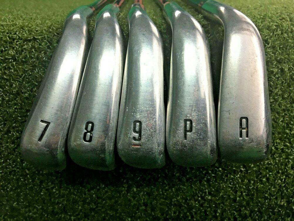 Covert 2.0 Iron Set 7-PW+AW RH / 70g Kurokage Senior Graphite / mm4235