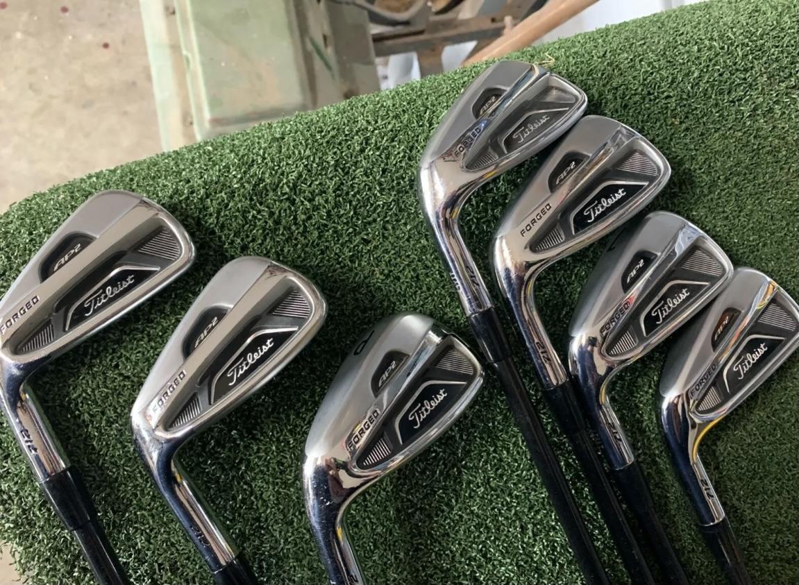 Men's Left Hand AP2 712 Forged Senior Flex Graphite Shaft Iron Set