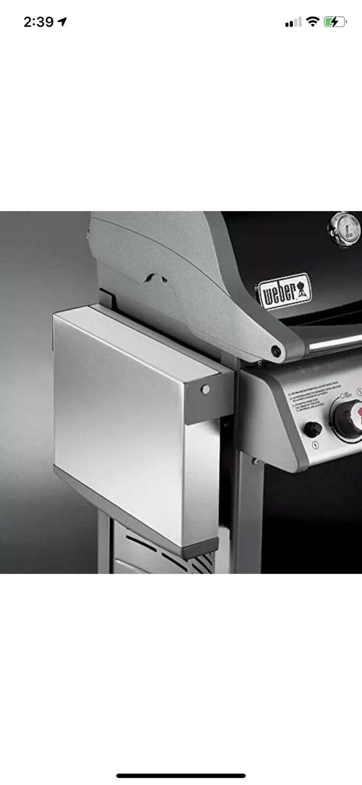 46110001 Spirit E-210 Gas Grill Liquid Propane 2-Burner ONLY 1 TO SELL!
