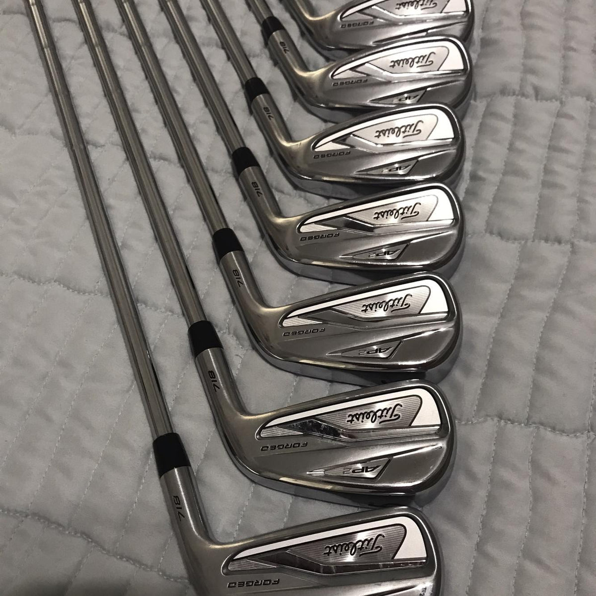 Men's Right Handed 718 AP2 Extra Stiff Flex Steel Shaft Iron Set