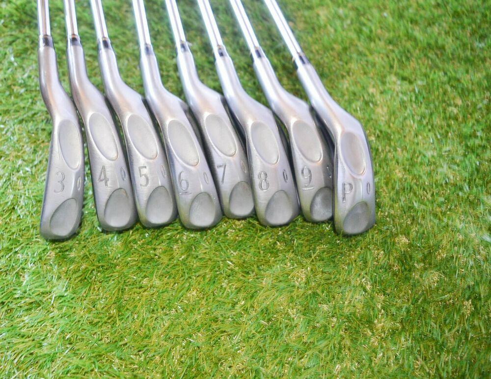 Tommy Armour 	Pure Ti 100	Iron Set	Right Handed 	37.5"	Steel 	Stiff	New Grip
