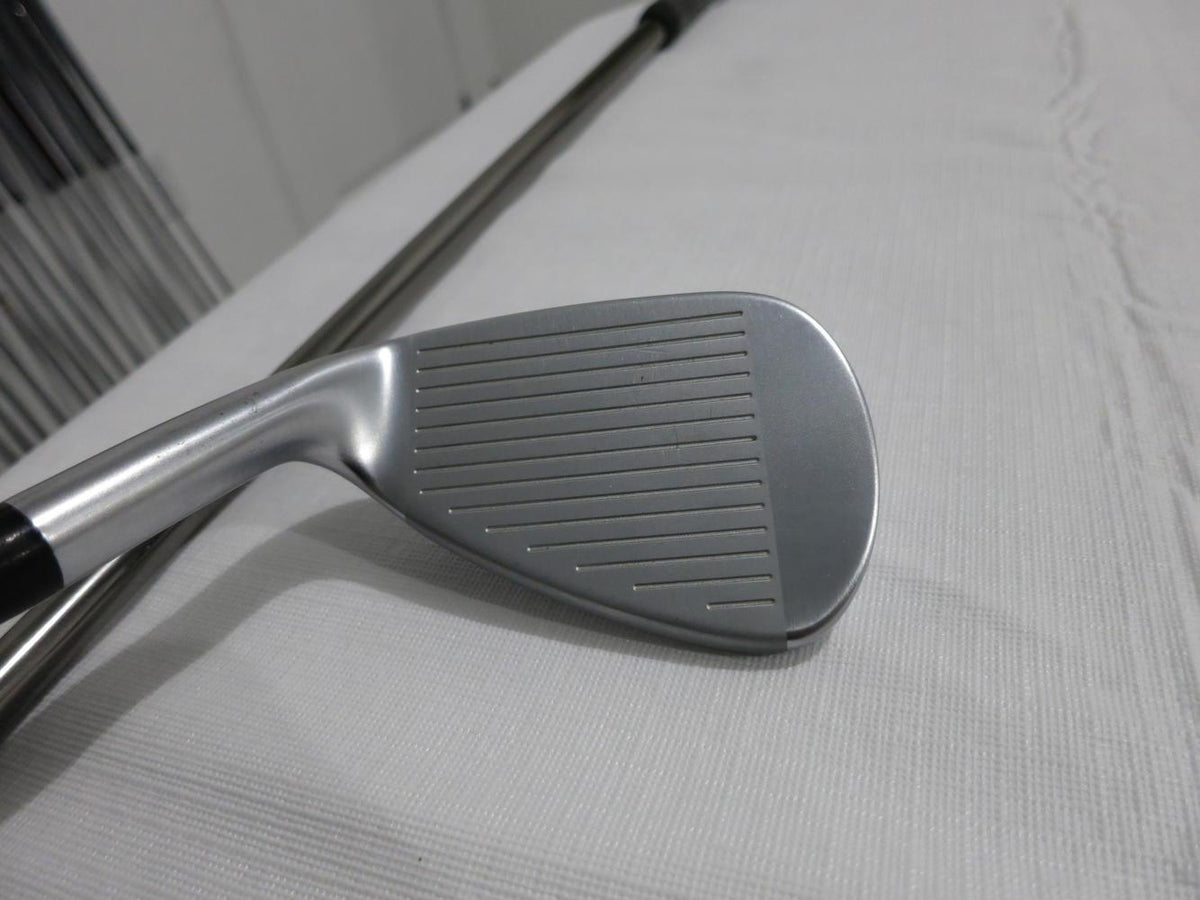 Mizuno JPX-921 Hot Metal Iron Set - 5-PW, GW- Recoil 460 Regular Graphite - MINT