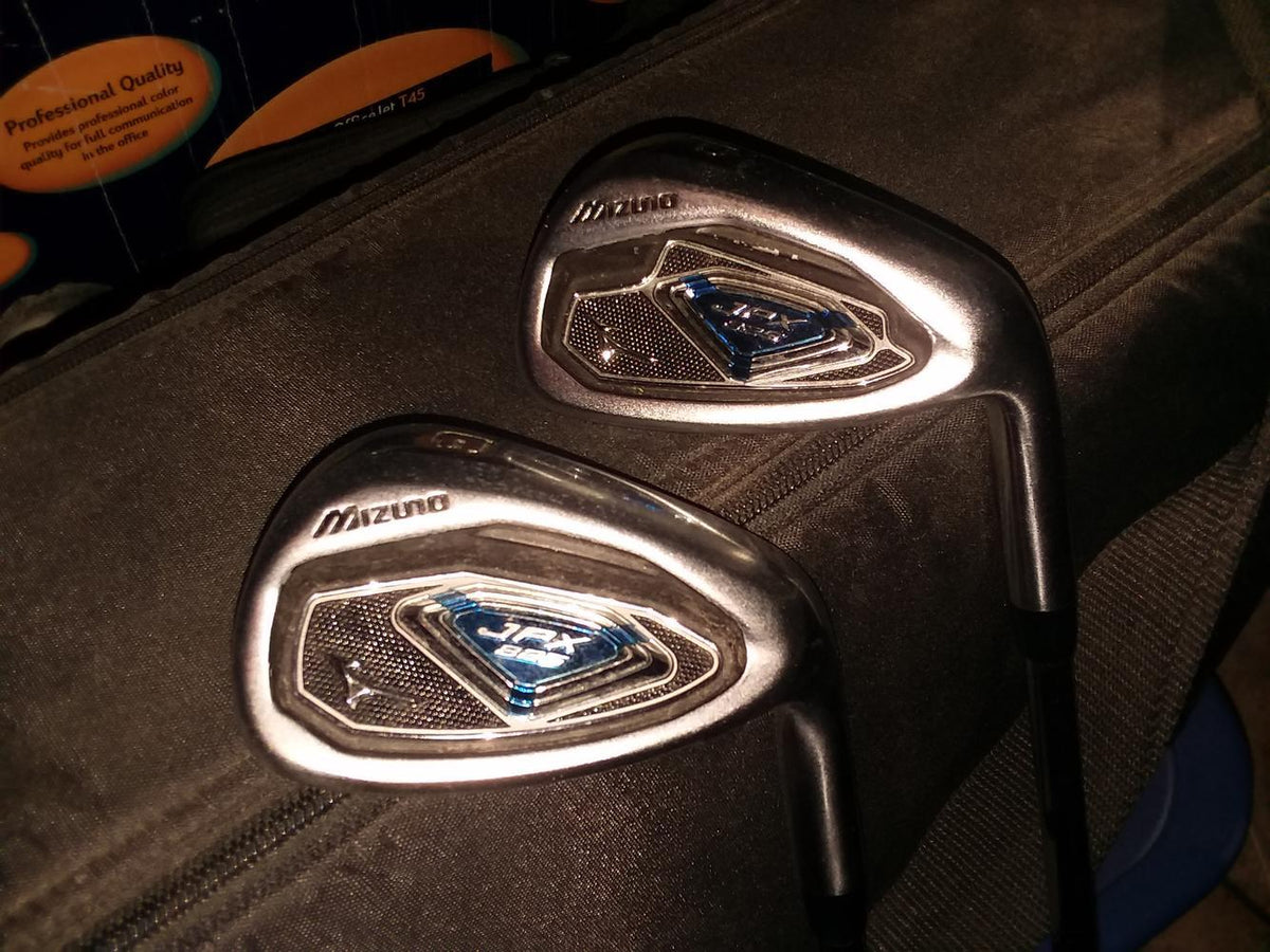 Used Men's Mizuno Right Handed JPX 825 Iron Set Regular Flex Steel Shaft