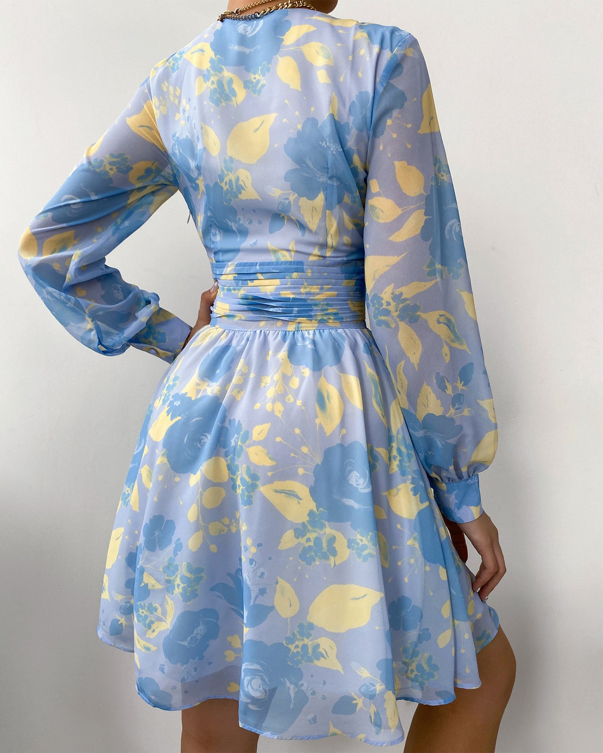 Floral Print V-Neck Long Sleeve Dress