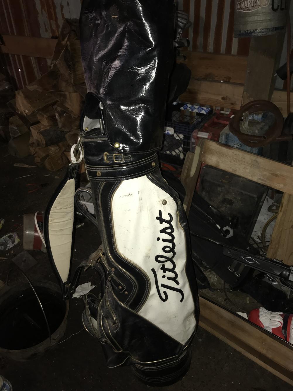 Used Titleist Tour Staff Bag