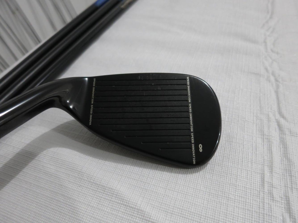 Cleveland CG Black Iron Set - 4H, 5H, 6-PW, GW - Regular Flex Graphite - MINT