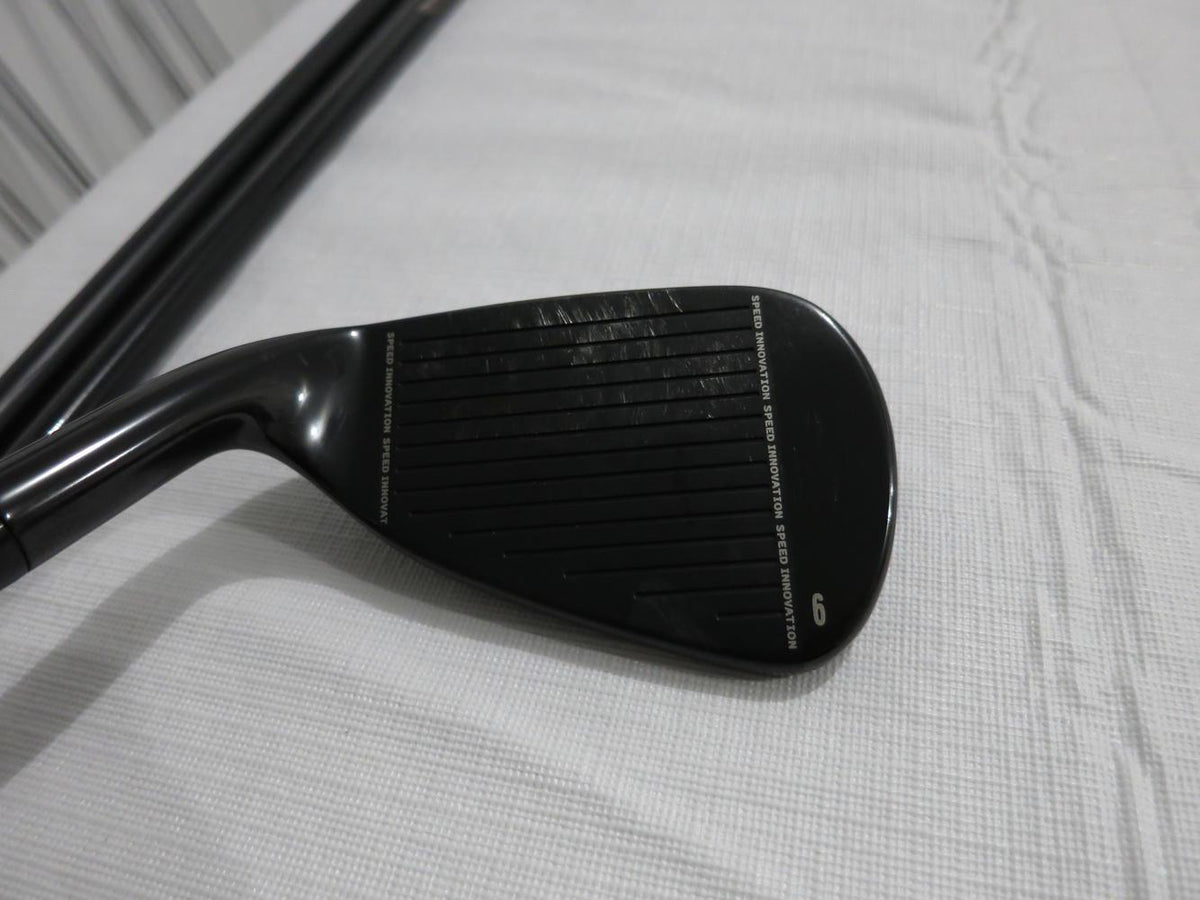 Cleveland CG Black Iron Set - 4H, 5H, 6-PW, GW - Regular Flex Graphite - MINT