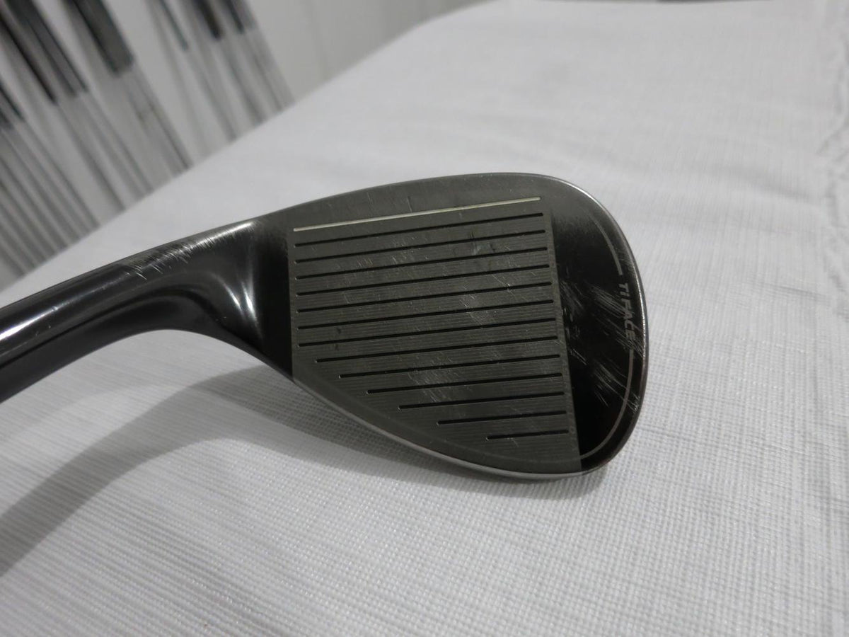 Cleveland CG Black Iron Set - 4H, 5H, 6-PW, GW - Regular Flex Graphite - MINT