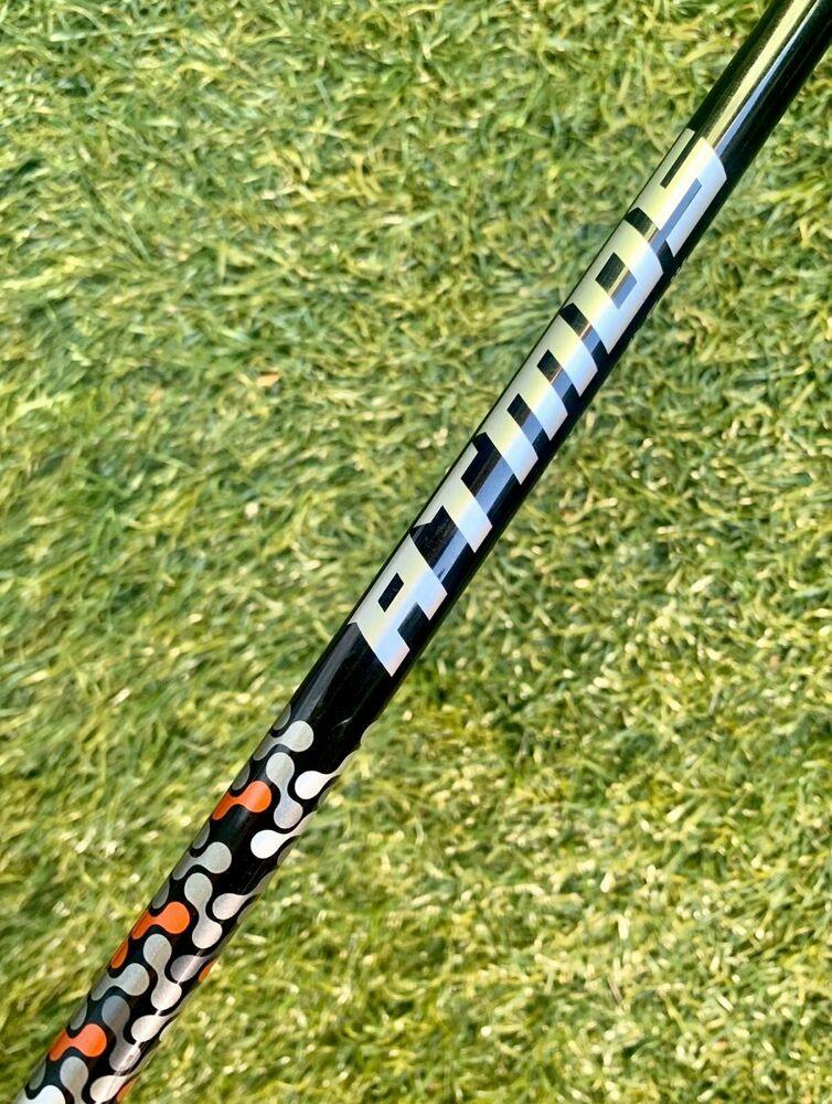 TaylorMade M6 9.0* Driver, RH, Fujikura Atmos Red 5 Regular Shaft Good Condition