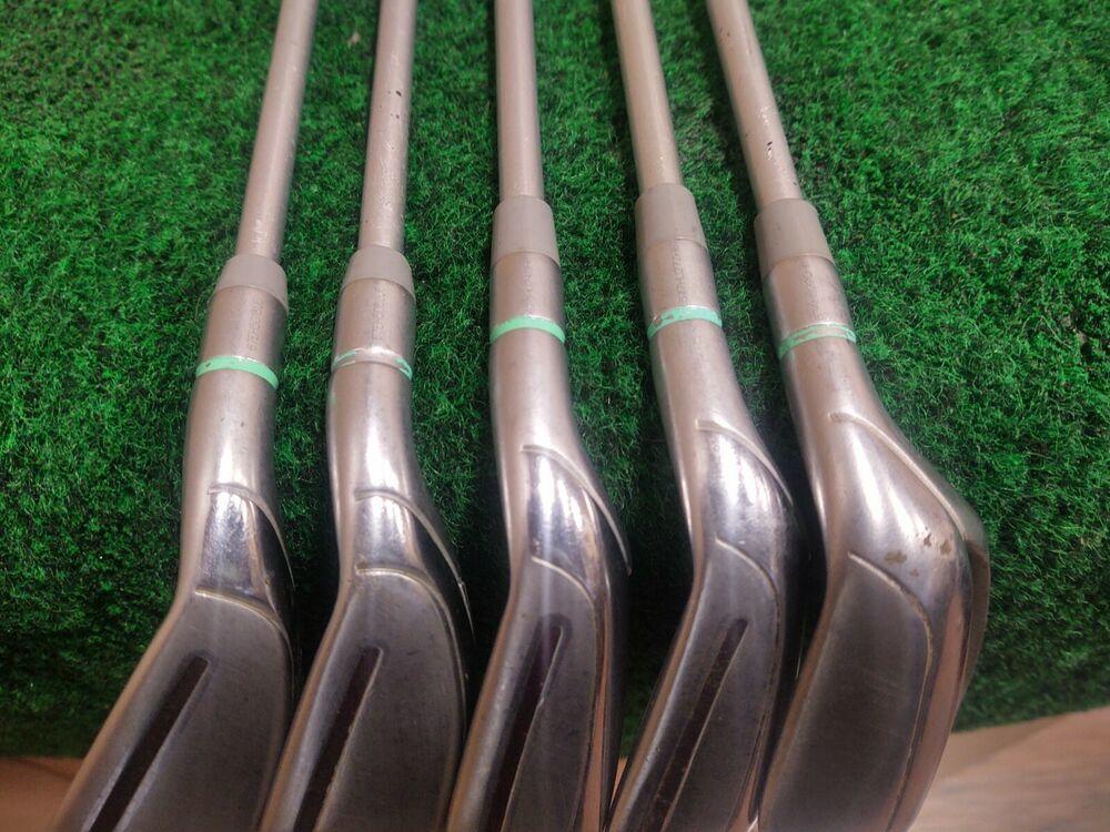 Taylormade Kalea Ladies Iron Set 6-SW Graphite Shaft 45 Gram