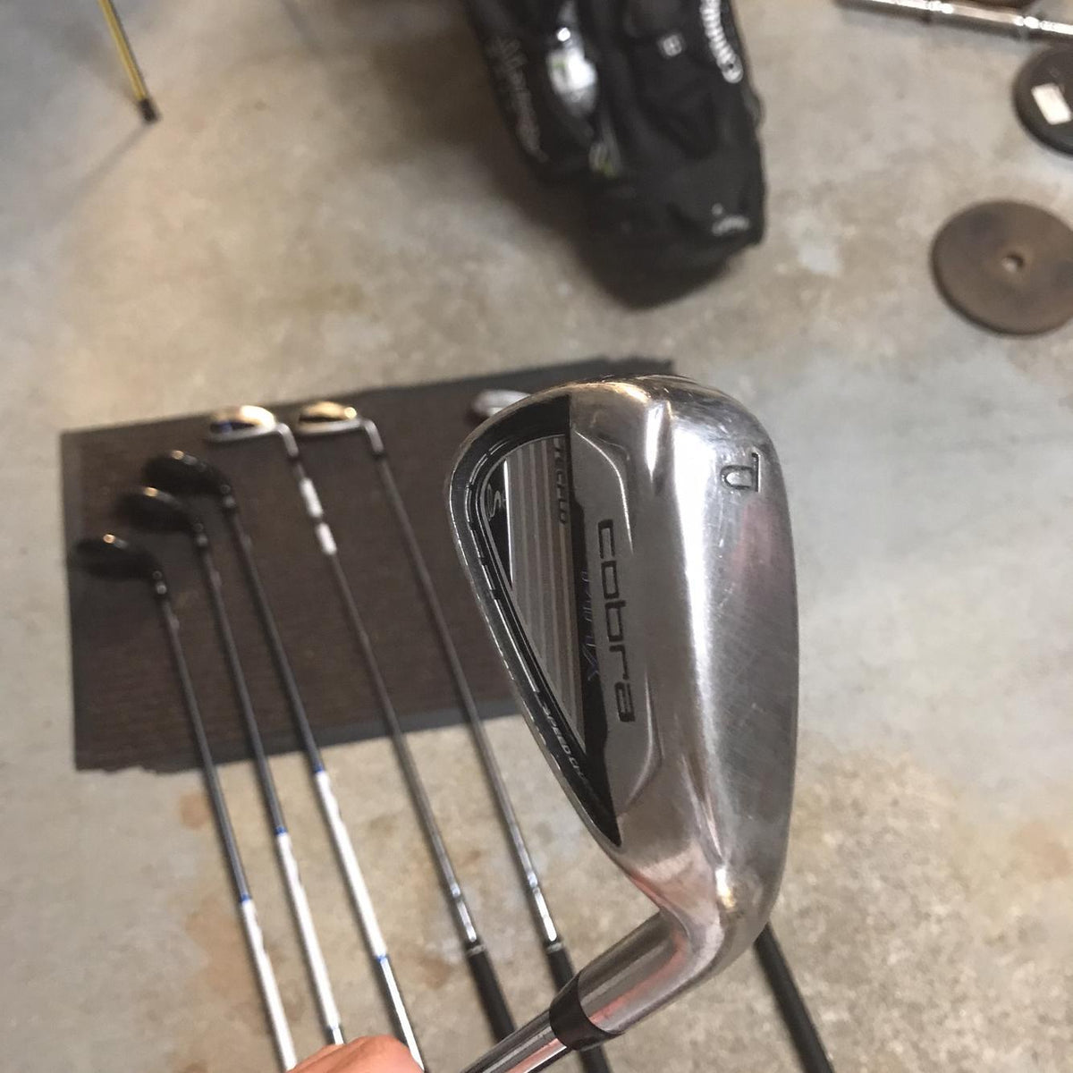 Used Right Handed MAX Regular Flex Graphite/Steel Shaft Iron Set