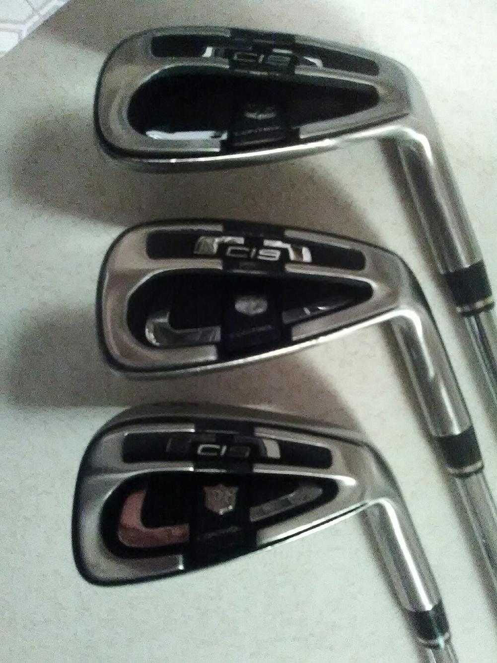 Used Men's Wilson Staff Right Handed Iron Set Regular Flex Steel Shaft