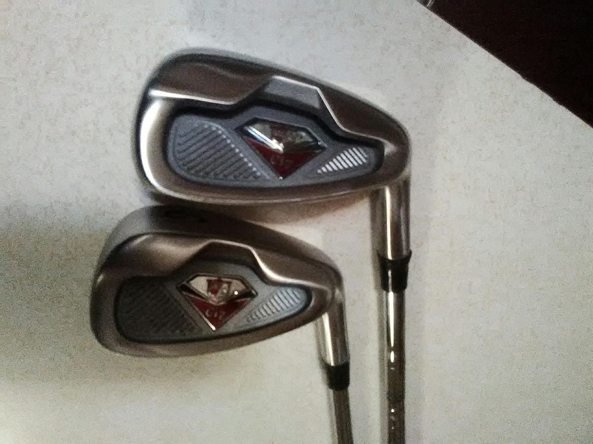 Used Men's Wilson Staff Right Handed Iron Set Regular Flex Steel Shaft