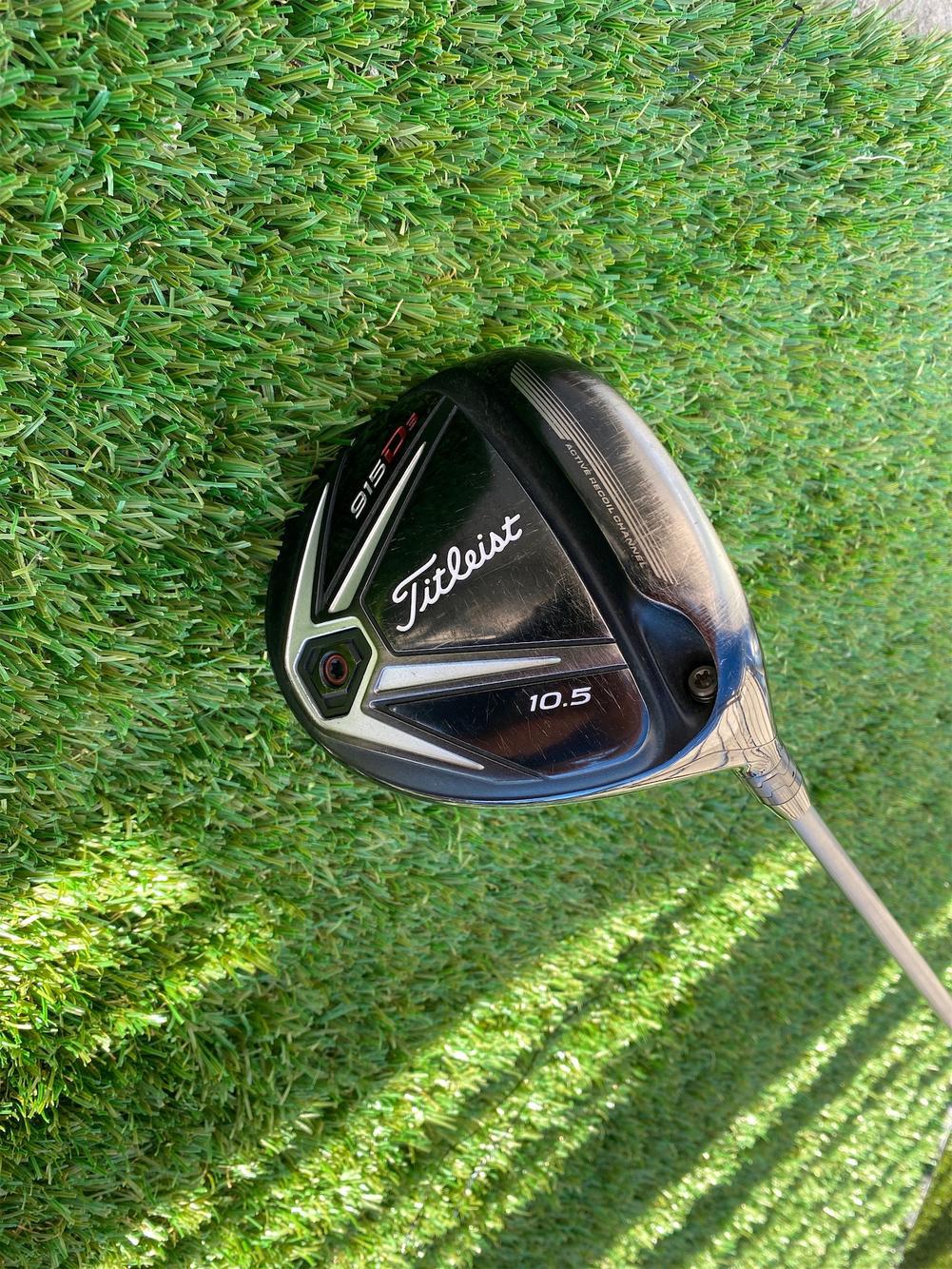 Titleist 915D3 Driver 10.5 Loft w/ Stiff Flex Diamana Whiteboard D+ 60S Shaft