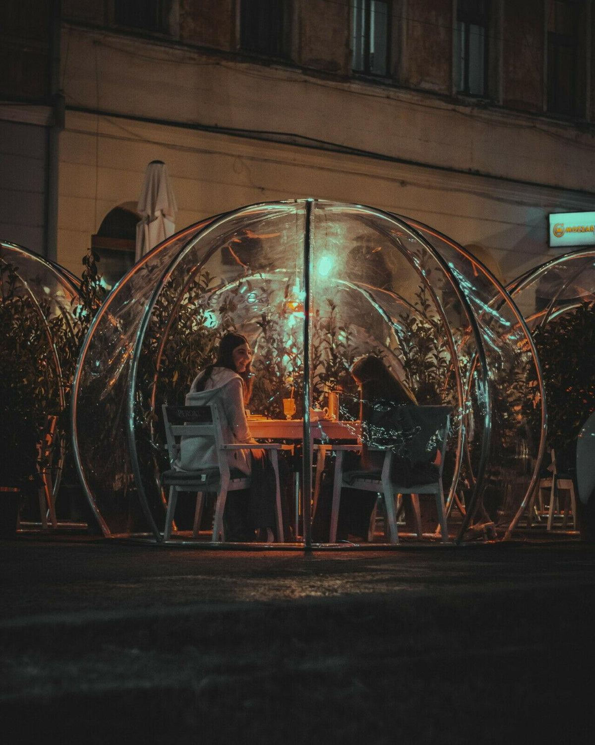 Sky Dome - PVC Weatherproof Garden Dining Pod - 360 Views Easy Assembly
