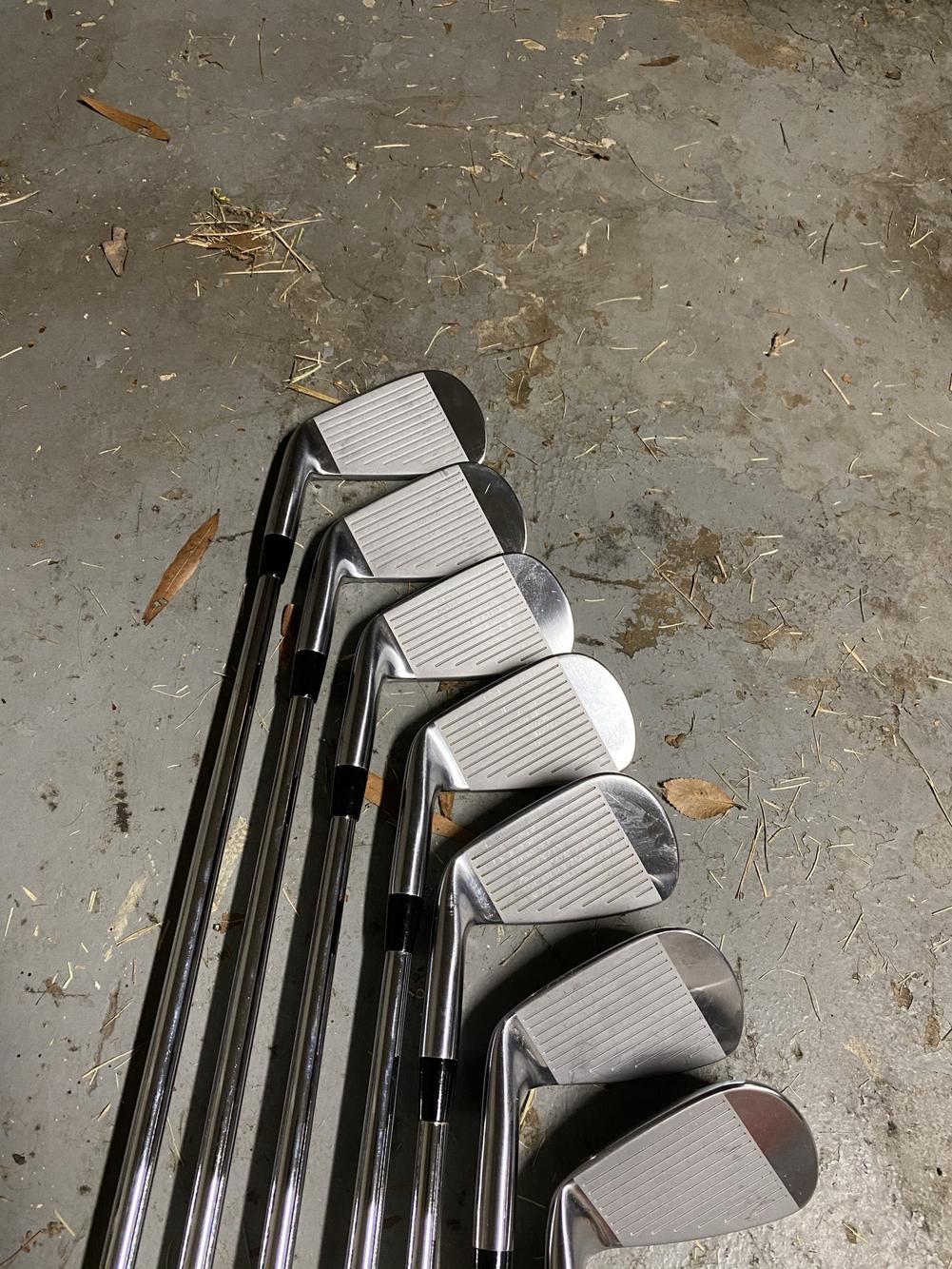 Used RH Mizuno MP-18 MMC Iron Set 4-PW Modus 120 Stiff