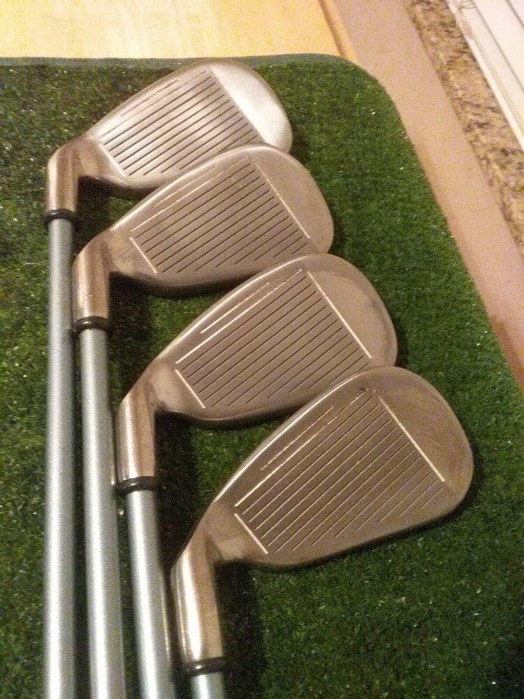 Callaway Ladies Hawkeye Tungsten Injected Titanium Irons set 4-SW Ladies Graphit