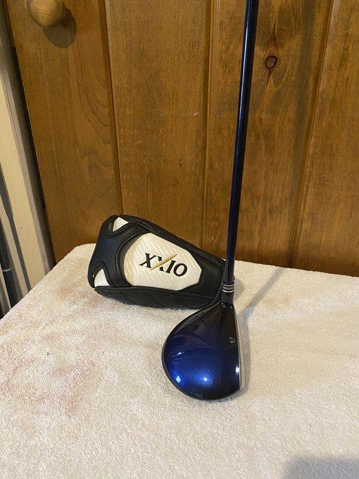 Used Men's XXIO Right Handed 10 Fairway Wood Regular Flex 7 Wood