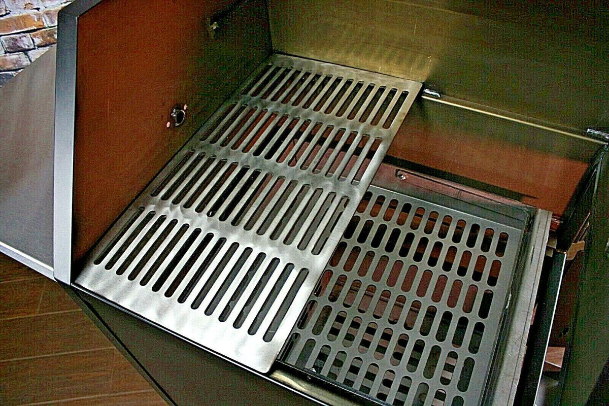 BBQ Smoker "Big Daddy" Smoker - Rotisserie - Grill - AL IN ONE!!! Made in USA