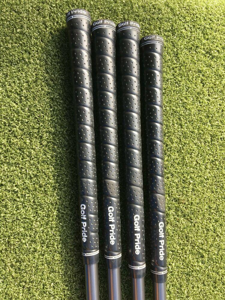 Callaway Rogue CF18 7-PW Iron Set RH / 60g Aldila Synergy Regular Flex / mm4398