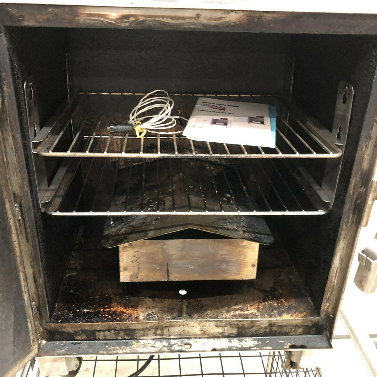 Cookshack SM025: Smokette Elite Electric Smoker Oven Stainless Insulated