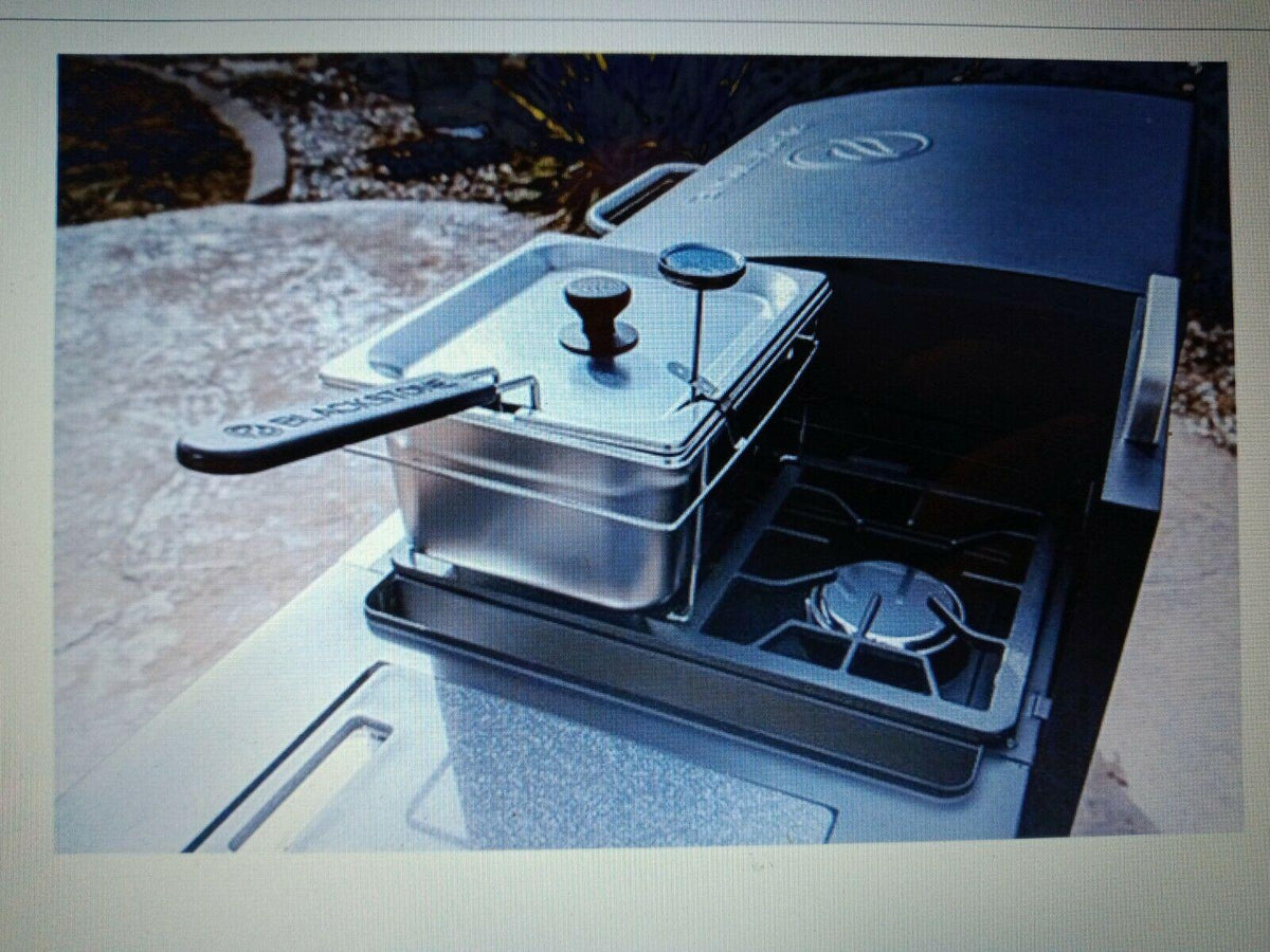 Blackstone Range Top Combo - 28" Griddle with Bonus Fryer & 2 Extra Burners