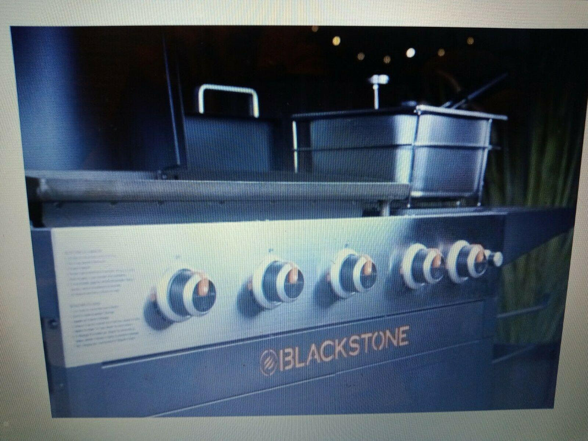 Blackstone Range Top Combo - 28" Griddle with Bonus Fryer & 2 Extra Burners