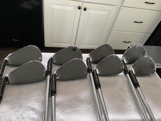 New Men's Extreme X4 Right Handed Iron Set Regular Flex Steel Shaft