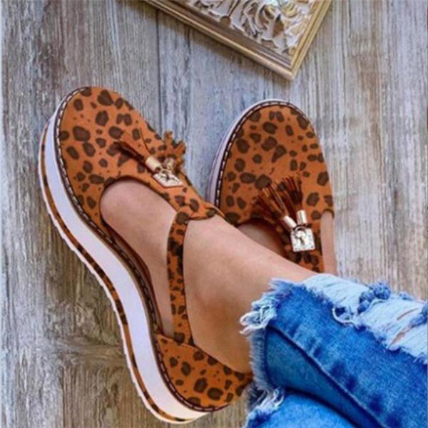 Comfortable New Women Flat Bottom Sexy Beach Sandals