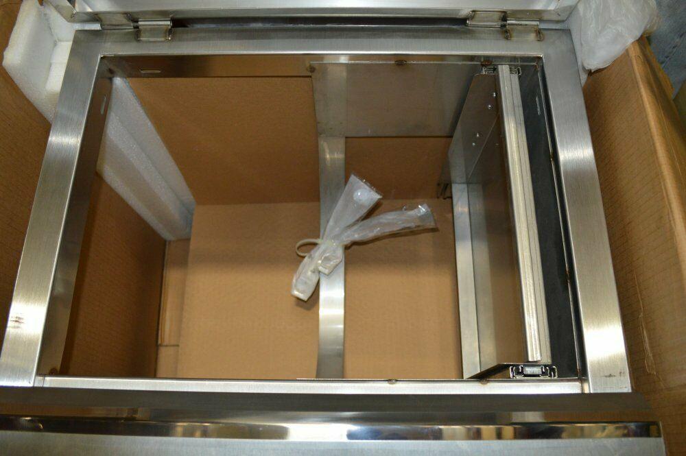 Sunstone 32" Dbl Access Door w/Drawers & Propane Tank Storage Outdoor Kitchen