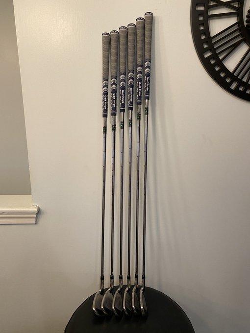 Used Men's Extreme 9+ Right Handed Irons Regular Flex Steel Shaft