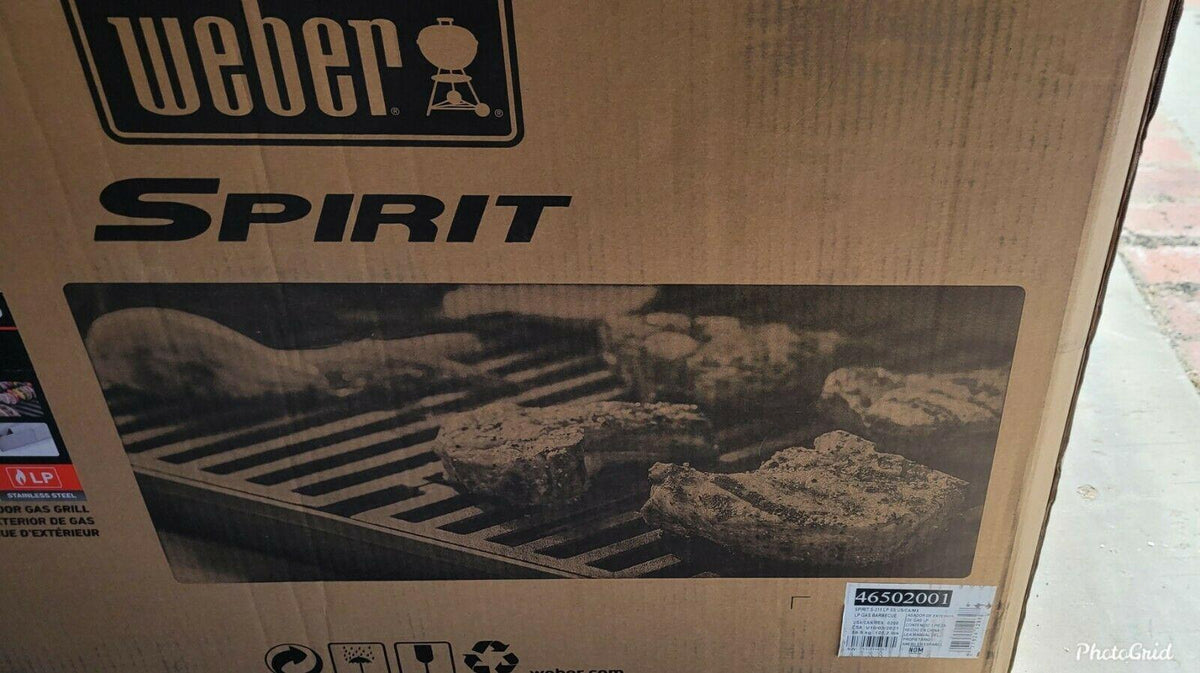 NWB Spirit S-315 LP Gas Grill - Stainless Steel (46502001)