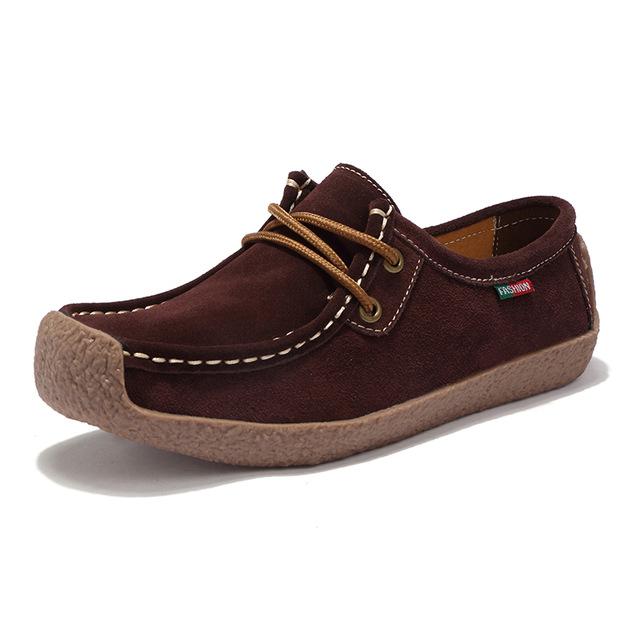 2021 Women's New Casual Comfortable Flat Mother Outdoor Walking Shoes